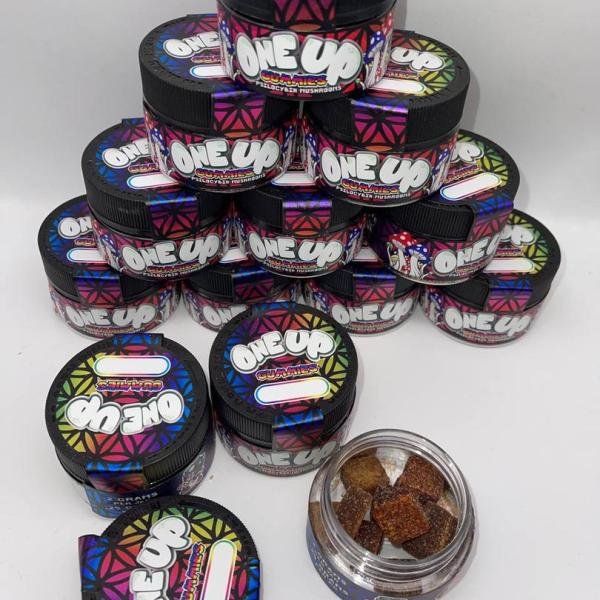 145526.jpg Oneup Chocolate Bars Gummies